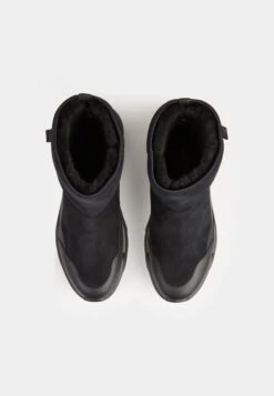 ECCO Chunky- Enkellaarsjes Met Plateauzool - Black/Black 18 ECCO Chunky- Enkellaarsjes Met Plateauzool - Black/Black -Ecco Winkel 36b210e3c1f84aff881c5861f914d72f