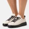 ECCO Sneakers Laag - Limestone 1 ECCO Sneakers Laag - Limestone -Ecco Winkel 4be492ce181e4a04a5bee6a7a028216a