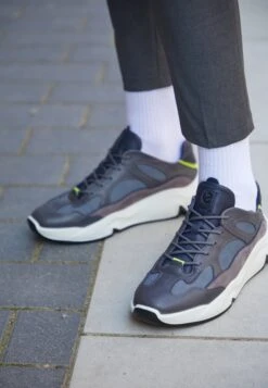 ECCO Chunky Sneaker - Sneakers Laag - Magnet/Magnet/Gravity/Night Sky -Ecco Winkel 7511210c0c354064a25be06ed920cf59