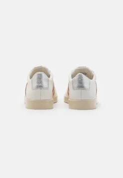 ECCO Street Lite- Sneakers Laag - White/Hammered Bronze/Pure White Silver 11 ECCO Street Lite- Sneakers Laag - White/Hammered Bronze/Pure White Silver -Ecco Winkel bc1981938a9e431eac5d314f735cf931