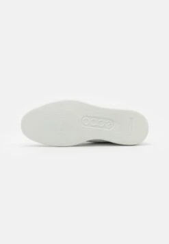 ECCO MinimalistW - Sneakers Laag - White/Shadow White -Ecco Winkel c33b972cdcc54019980a388ed6de9a89