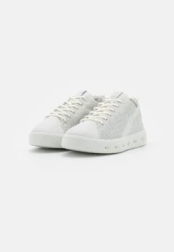 ECCO Street - Sneakers Laag - White 10 ECCO Street - Sneakers Laag - White -Ecco Winkel fc759839121d457ca41536121edc73ed